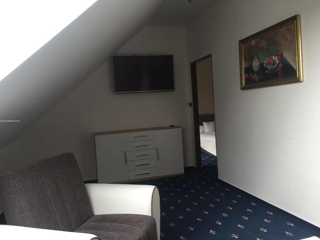 Hotel Savoy Ceske Budejovice Exterior foto