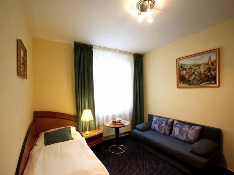 Hotel Savoy Ceske Budejovice Exterior foto